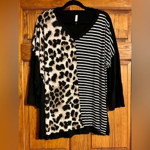 CELESTE LEOPARD AND STRIPED COLOR
BLOCK TOP 
Size: 3X (24-26) pre-owned